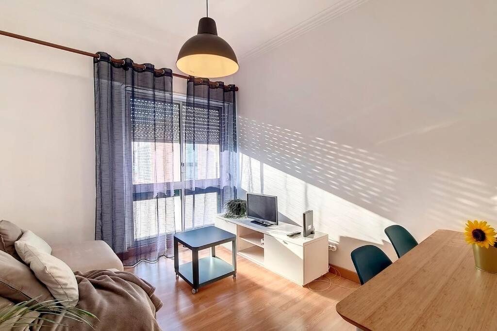 Cozy One Bedroom Apartment Lisbon Luaran gambar